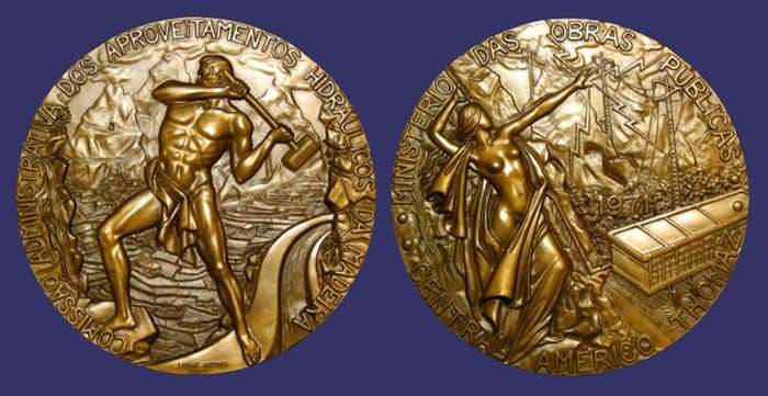 Ministry of Public Works, 1971
Keywords: Cabral Antunes nude male female effort gay_medal