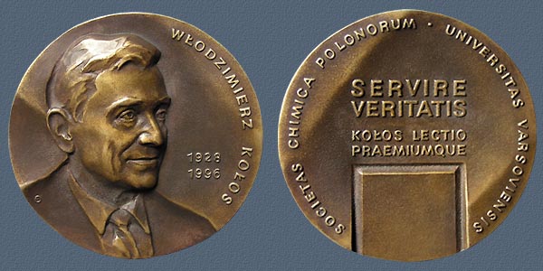 SERVIRE VERITATIS (prize medal of the Polish Chemical Society and University of Warsaw), cast bronze, 88x90 mm, 2002
Keywords: contemporary