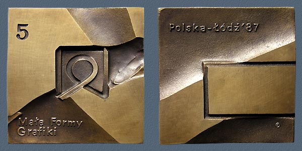 SMALL GRAPHIC FORMS (medal-prize), cast bronze, 76x76 mm, 1987
Keywords: contemporary