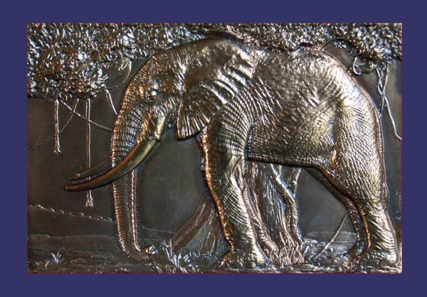 African Elephant
Photo by John Birks

Modern restrike, bronze, 50 x 75 mm, 145 g
