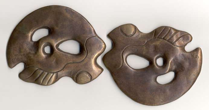 War and Peace
Two medals, Cast Bronze, 115 x 97 x 8 mm each, Uniface
Limited Edition of 24
