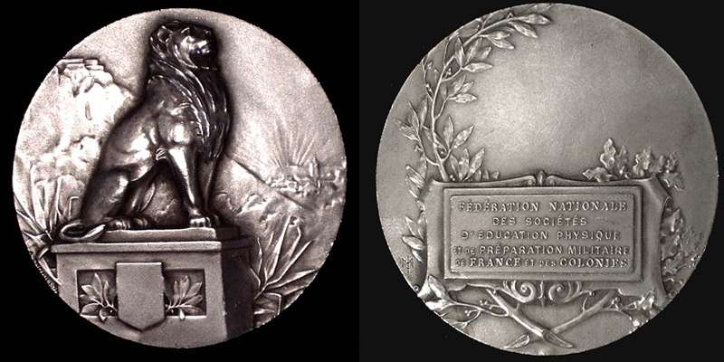 French Foreign Legion by A. Chorillon
 An Award for Physical Education in  Preparation for the French Foreign Legion.

Silver-plated bronze High Reief medal.


Obverse: Depicts the Lion of Gileppi.

Reverse: inscription: "Fdration nationale des socits d'ducation physique et de prparation militaire de France et des colonies".

Diameter: 48 mm

Edge: BRONZE + triangle

