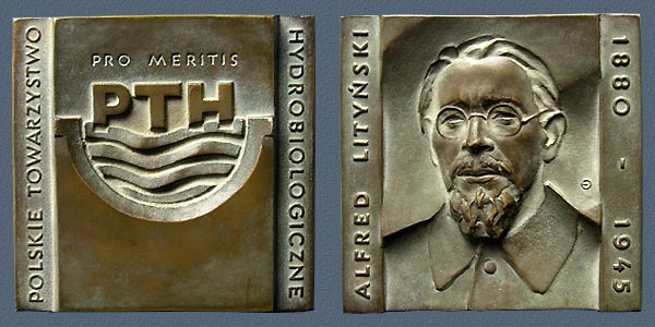 ALFRED LITYNSKI ( prize of the Polish Hydrobiological Society), cast bronze, 80x80 mm, 1999
Keywords: contemporary